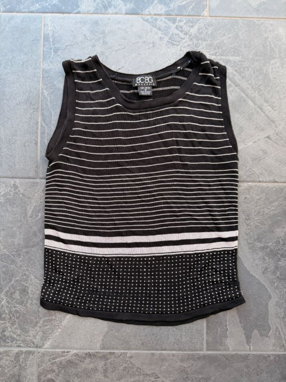 y2k 2000s BCBG Maxazria black-and-white knit tank vintage XS S